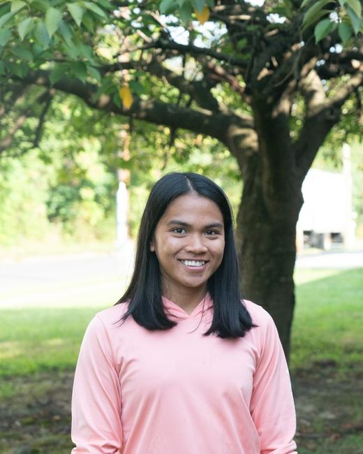 Ara Abelardo headshot